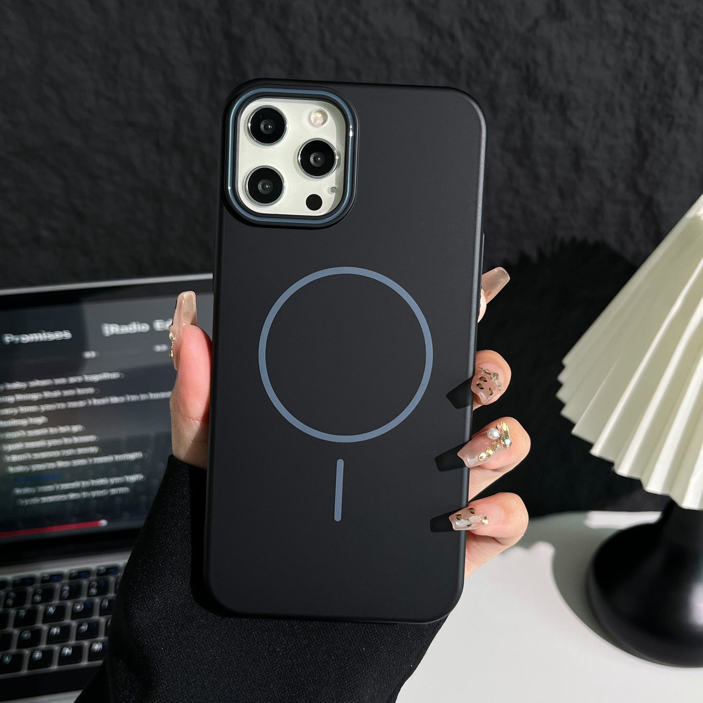 iPhone Minimalist Matte Magsafe Case