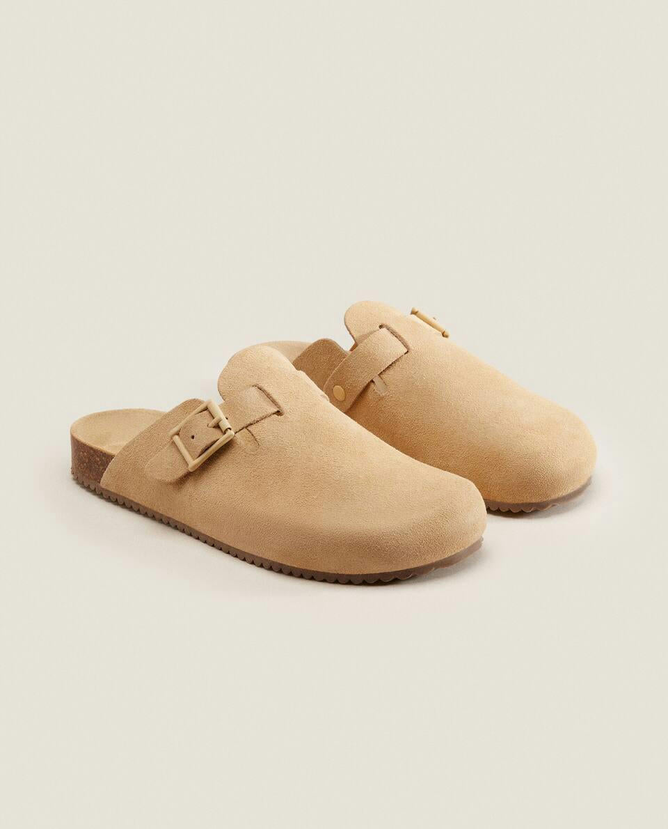 Lederclogs mit Schnalle 