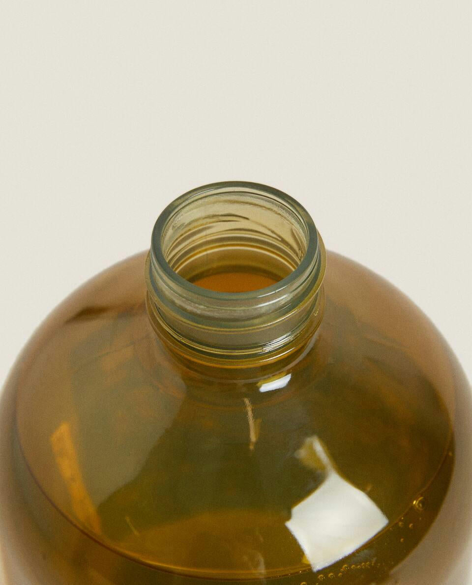 WHITE LOTUS LIQUID SOAP