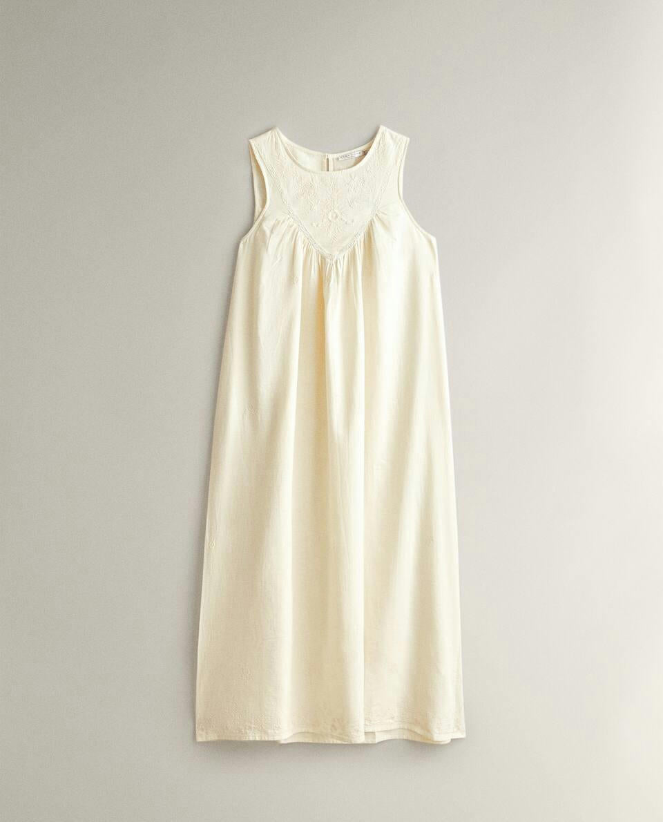 EMBROIDERED NIGHTDRESS