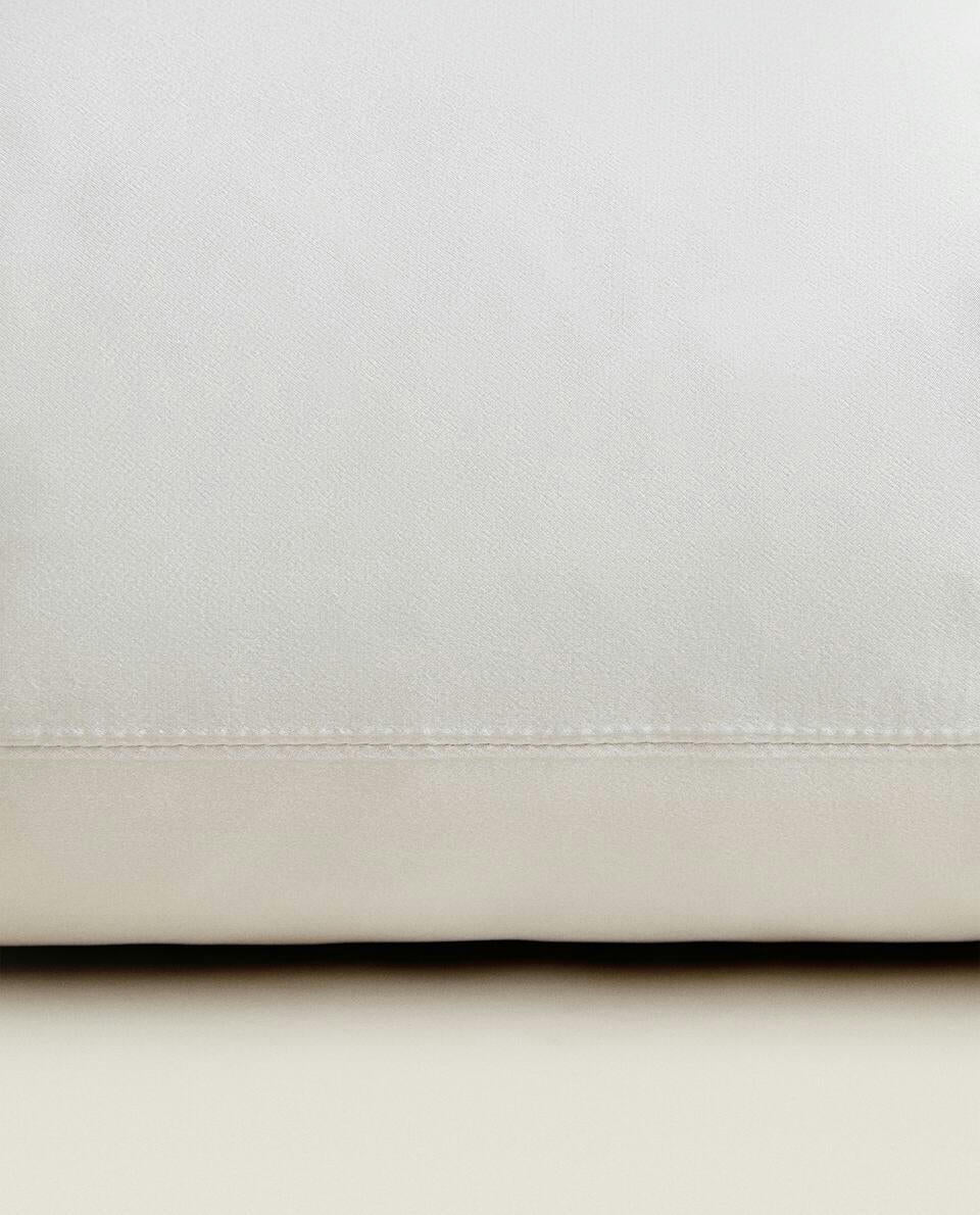 Kissenbezug aus 100 % Maulbeerseide 