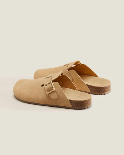 Lederclogs mit Schnalle 