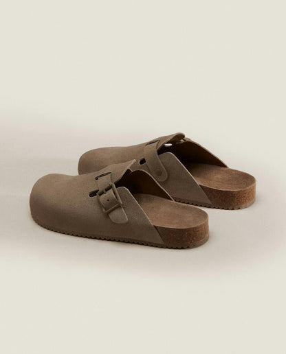 Lederclogs mit Schnalle 