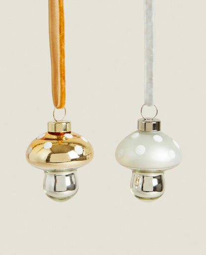 PACK OF GLASS MUSHROOM DECORATIONS (PACK OF 6)