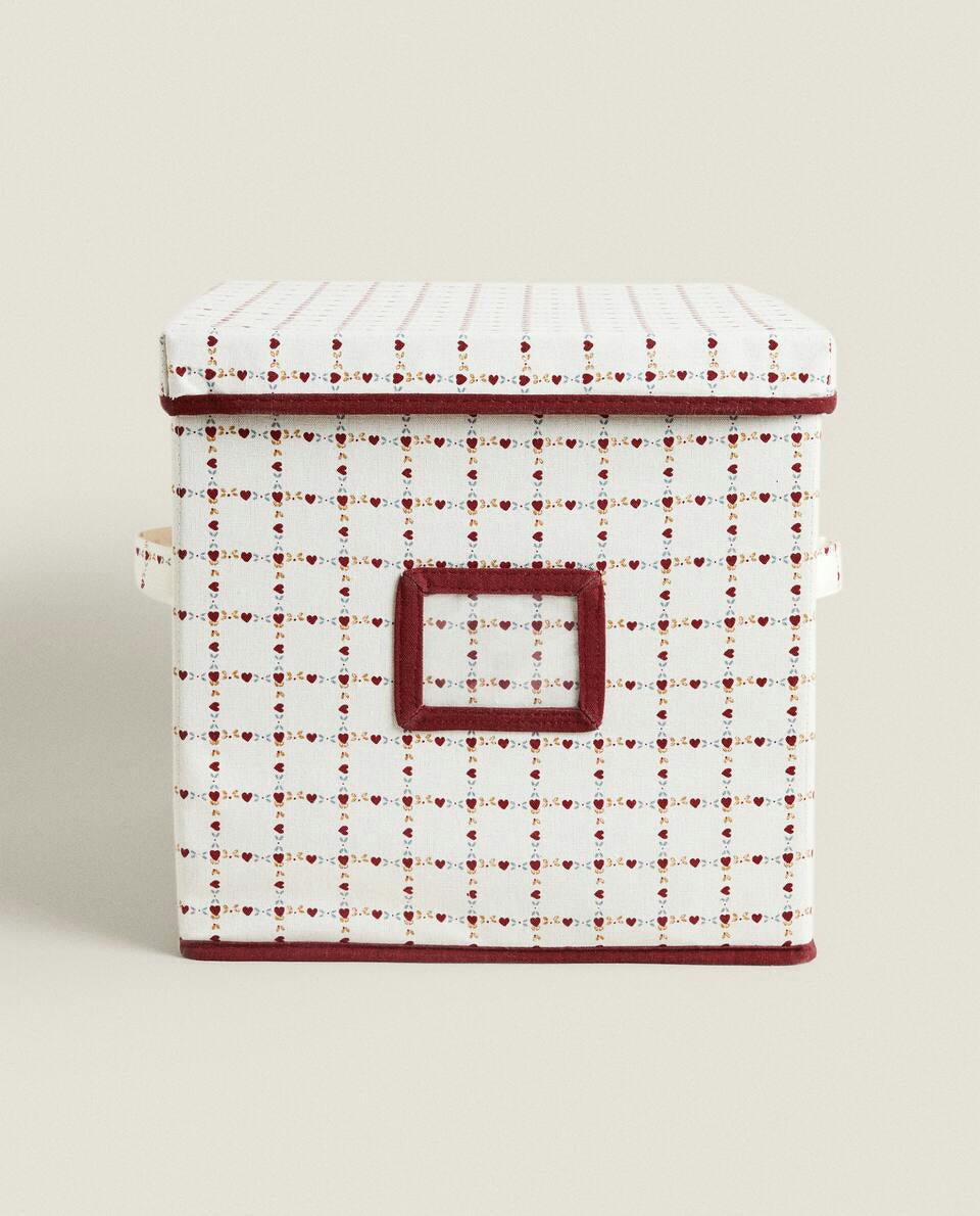 CHRISTMAS STORAGE BOX WITH HEARTS