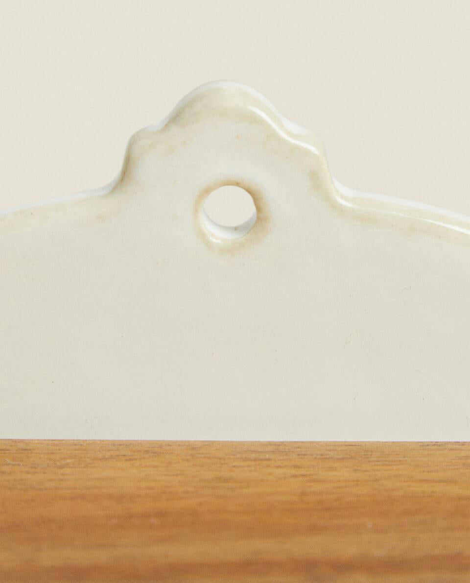 Salzstreuer aus Keramik mit Holzdeckel 