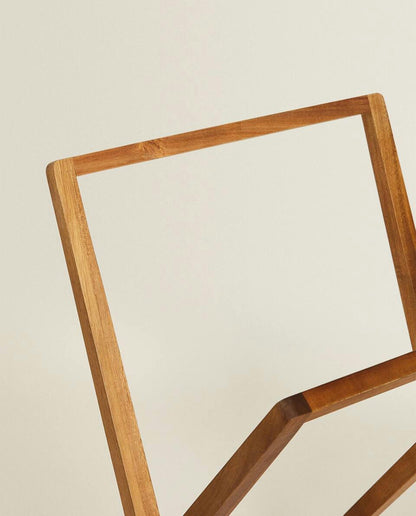 Handtuchhalter aus Akazienholz 