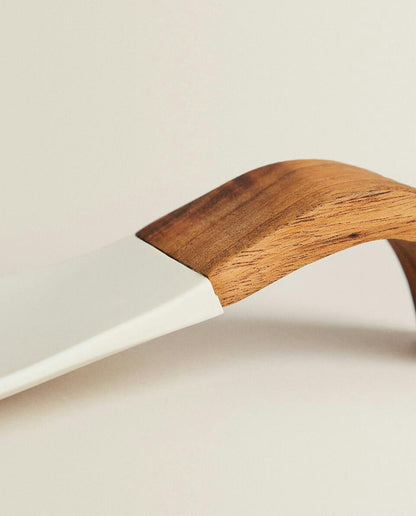 WOOD AND SILICONE SPOON REST