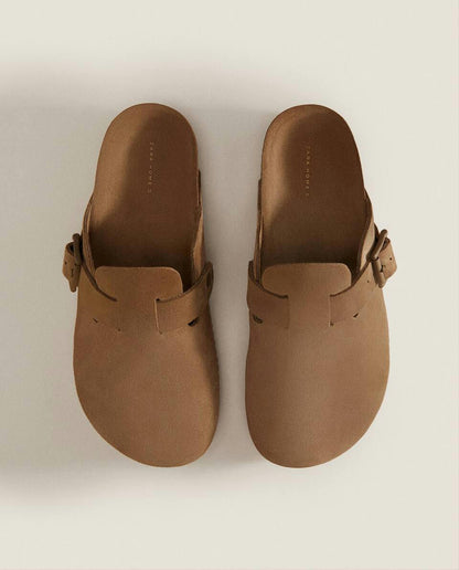 Lederclogs mit Schnalle 