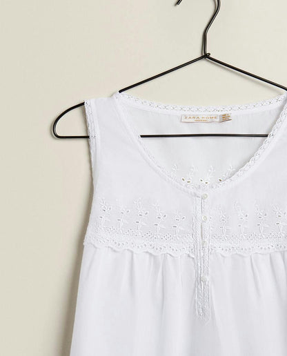 EMBROIDERED COTTON NIGHTDRESS