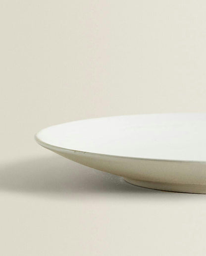 Dessertteller aus Steingut 