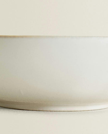 Suppenteller aus Steingut 