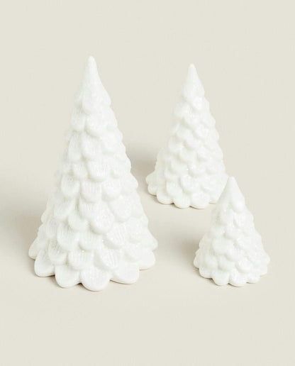 CHRISTMAS TREE LIGHT DECORATION