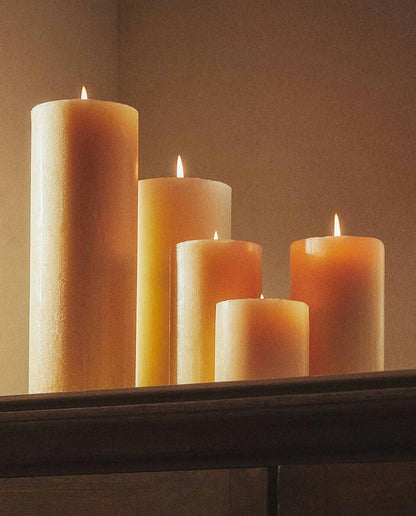 LONG CYLINDRICAL CANDLE