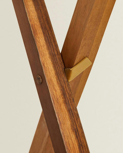 Handtuchhalter aus Akazienholz 