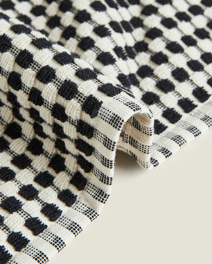 TEXTURED COTTON TOWEL