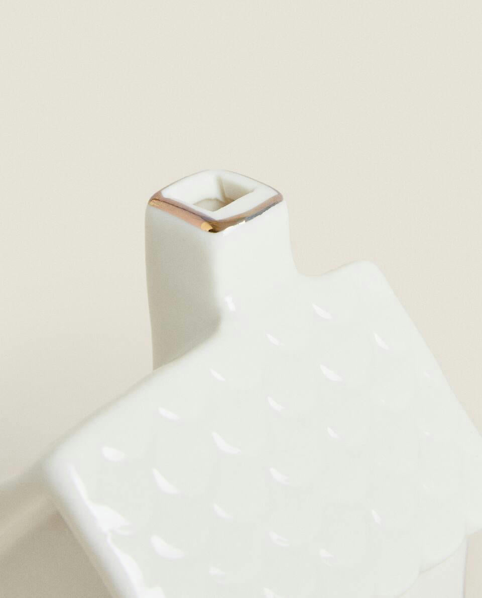 Weihnachtsdekoration aus Keramik mit Beleuchtung 