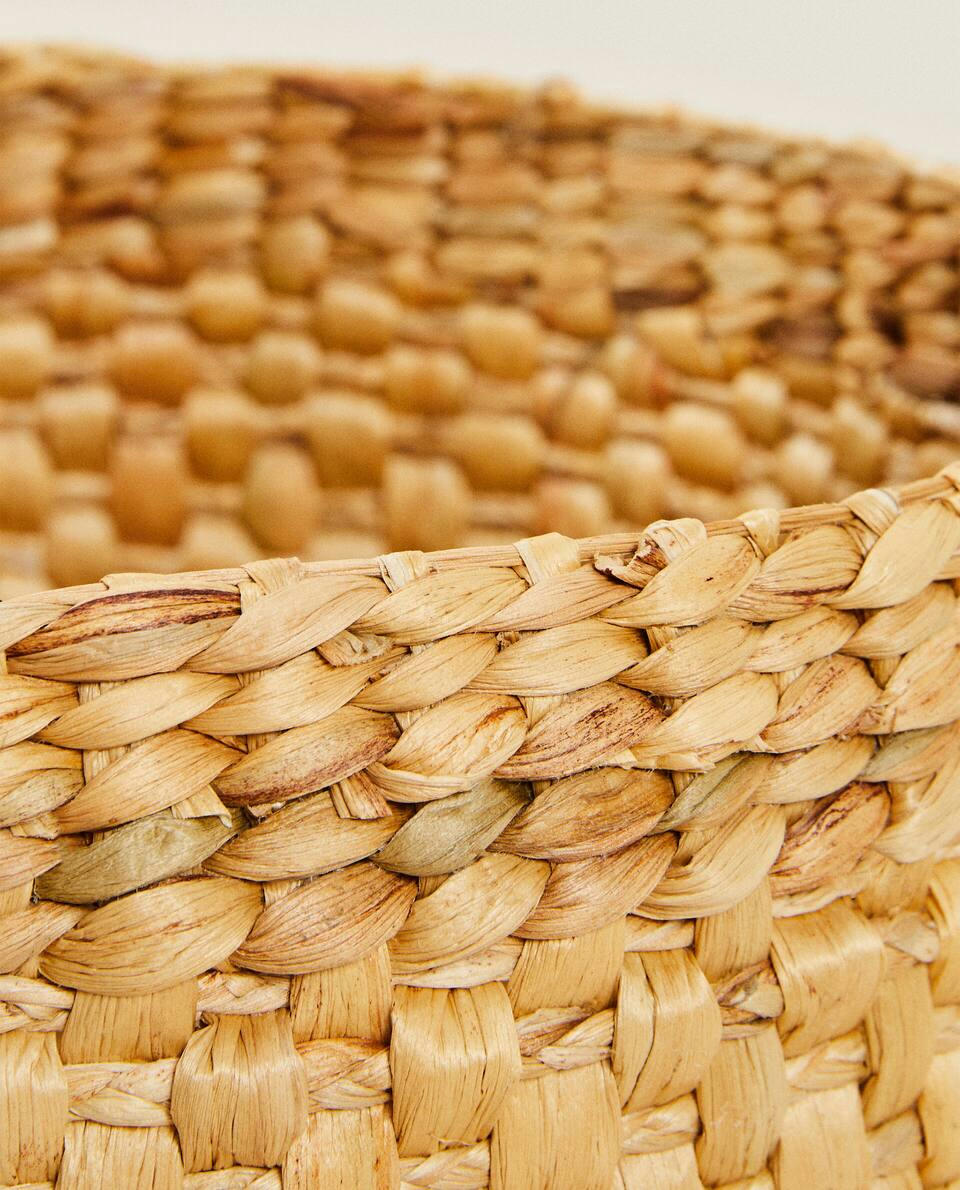 GESTREIFTER RUNDKORB 