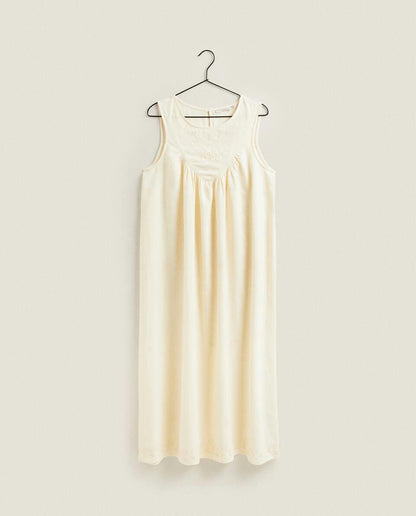 EMBROIDERED NIGHTDRESS