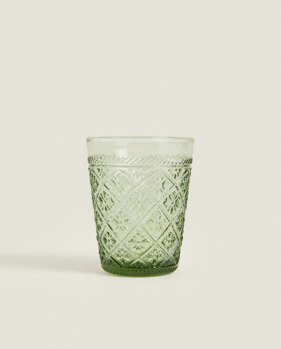 RAISED FLORAL DESIGN GLASS TUMBLER