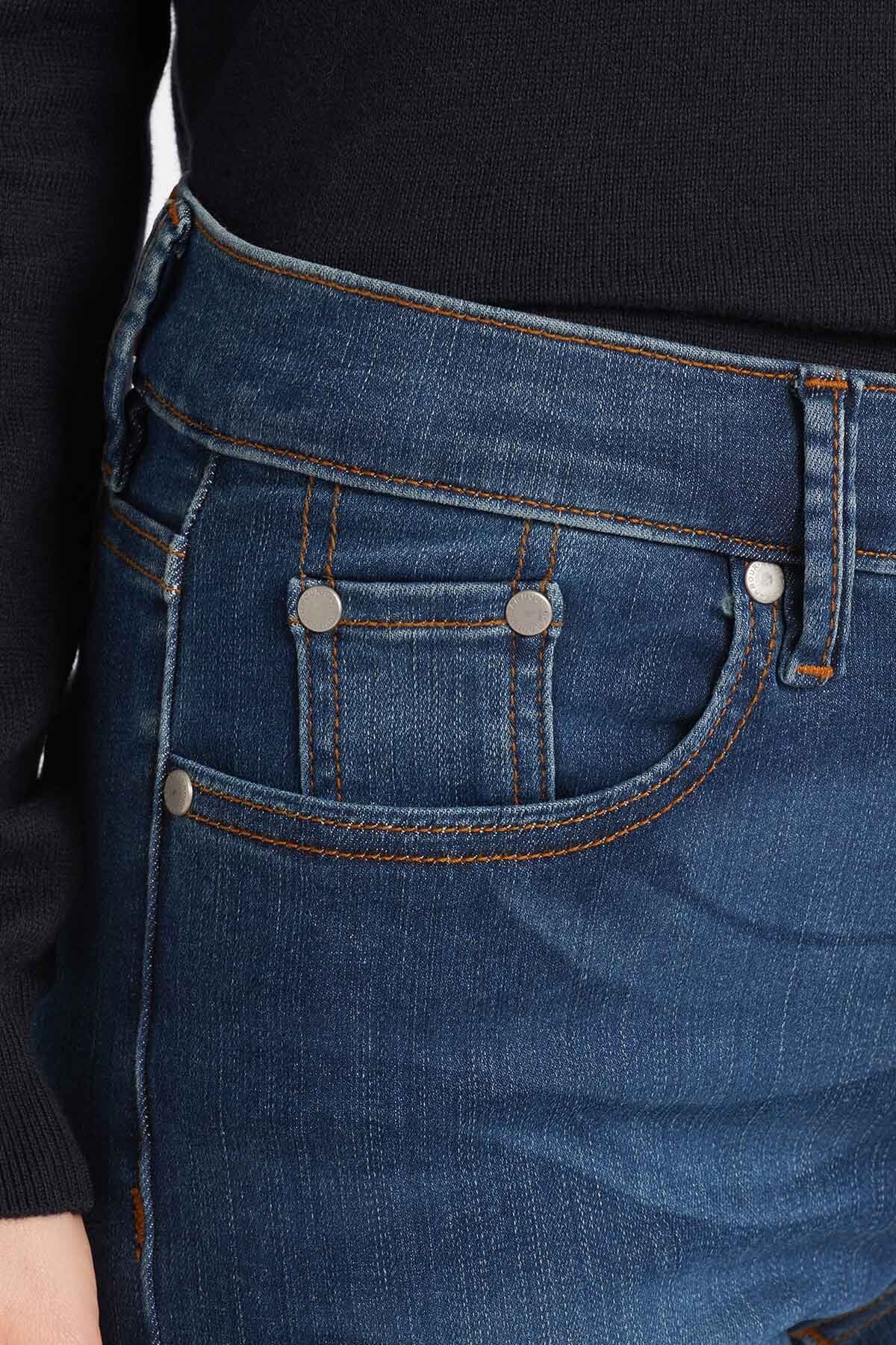 Essential Slim Jeans - WORN BLUE