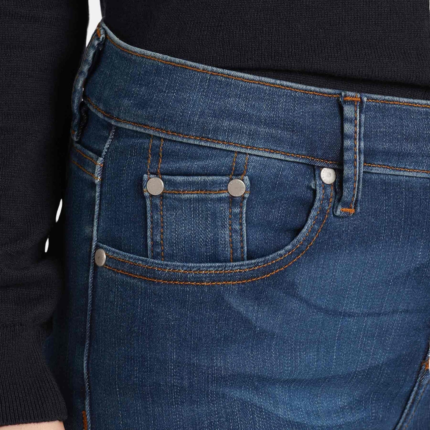 Essential Slim Jeans - WORN BLUE